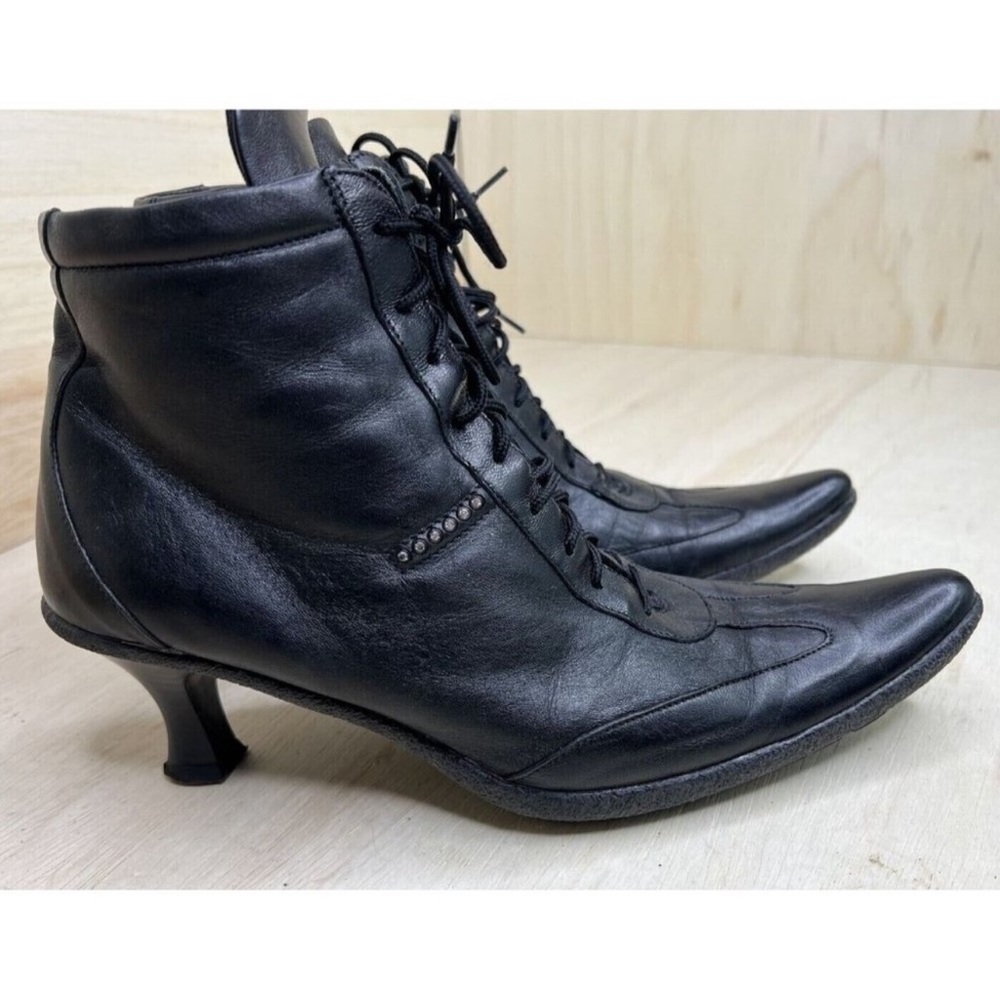 Graceland Women's Black Pointed Toe Lace Up Kitten Heel Witchy Booties Size 39